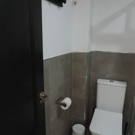 Begonia Center 230 By Namaste Elite 托雷莫利诺斯