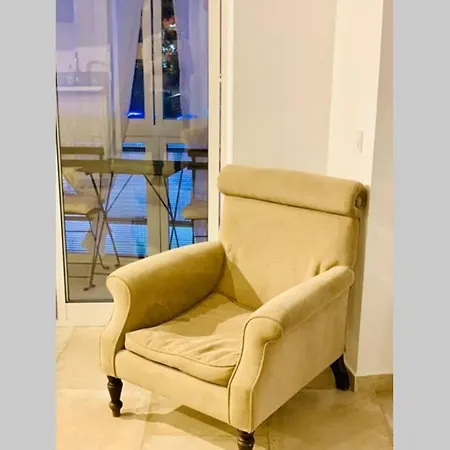 شقة Begonia Center 230 By Namaste Elite *