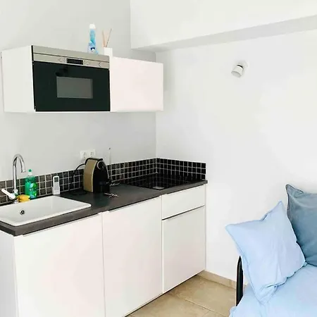 Begonia Center 230 By Namaste Elite