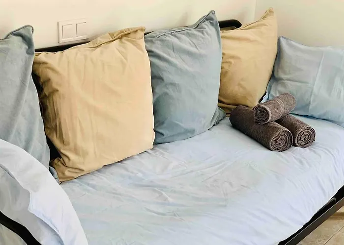 Begonia Center 230 By Namaste Elite